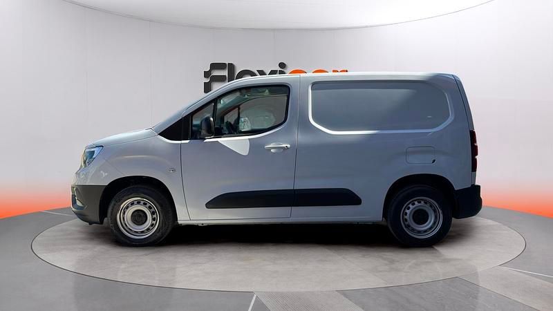 Usado Opel Combo Edition 102 CV (75 kW) 2023 Blanco Monovolumen