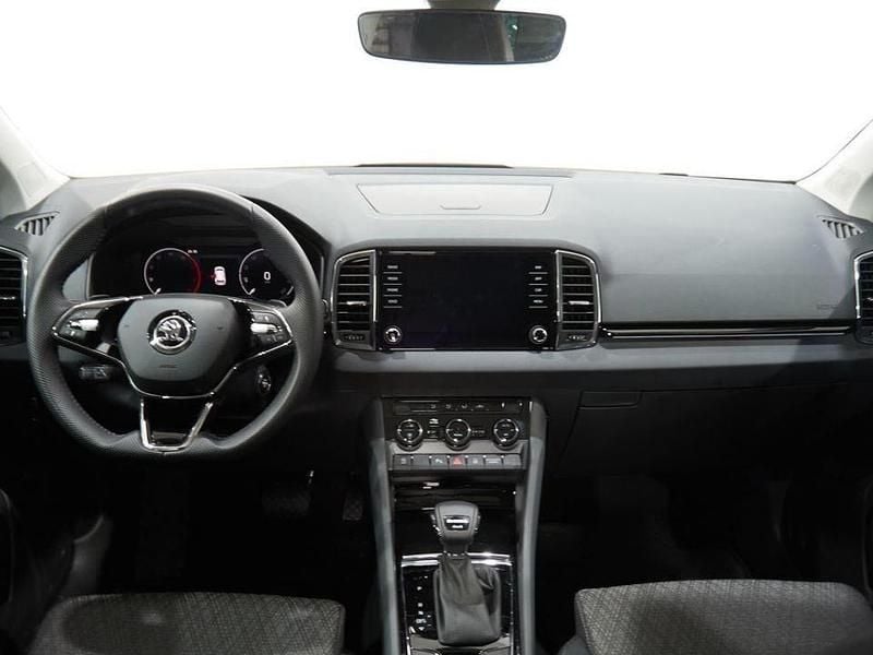 Usado Skoda Karoq 150 CV (110 kW) 2024 Blanco SUV