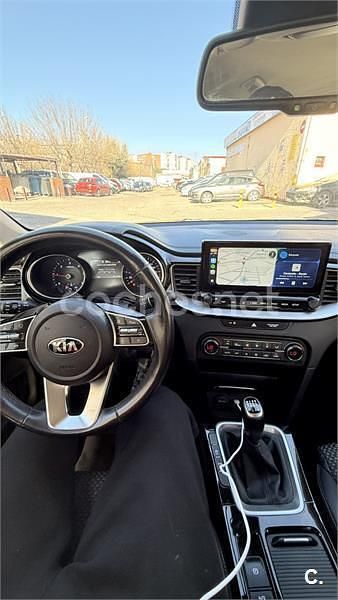 Usado Kia XCeed 136 CV (100 kW) 2020 Amarillo SUV