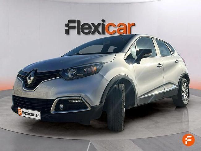 Usado Renault Captur Intens 90 CV (66 kW) 2016 Gris SUV