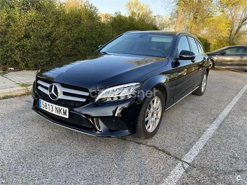 Usado Mercedes C200 170 CV (125 kW) 2018 Negro Familiar