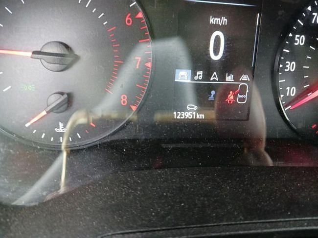 Usado Renault Clio V Business 101 CV (74 kW) 2021 Blanco Utilitario