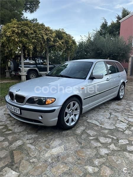 Gris / plata Usado 2002 BMW 330 Familiar | 6400 € (Precio justo) - Imagen 1/4