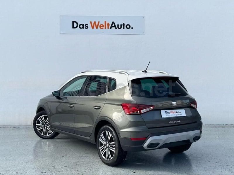 Usado Seat Arona Xperience 115 CV (84 kW) 2025 Gris SUV