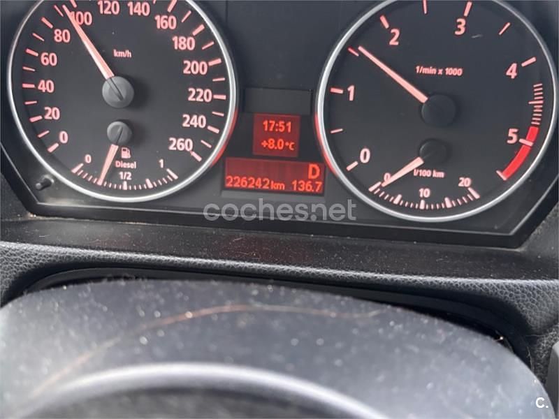 Usado BMW 320 163 CV (119 kW) 2006 Gris / plata Berlina