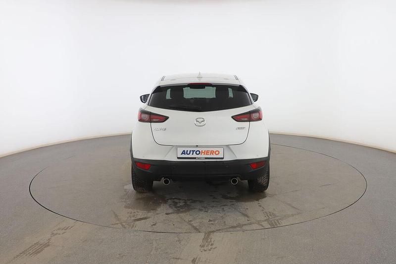 Usado Mazda CX-3 121 CV (88 kW) 2019 Blanco SUV