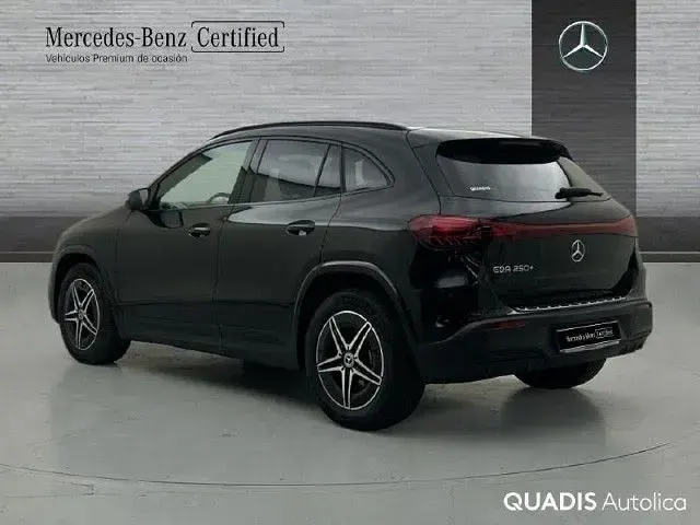 Usado Mercedes EQA250 139 kW (190 CV) 2026 Negro cosmos SUV