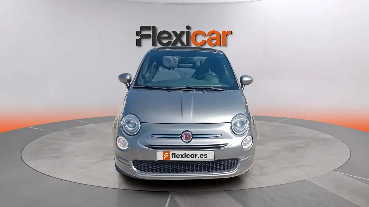 Usado Fiat 500 Club 71 CV (52 kW) 2023 Gris Berlina