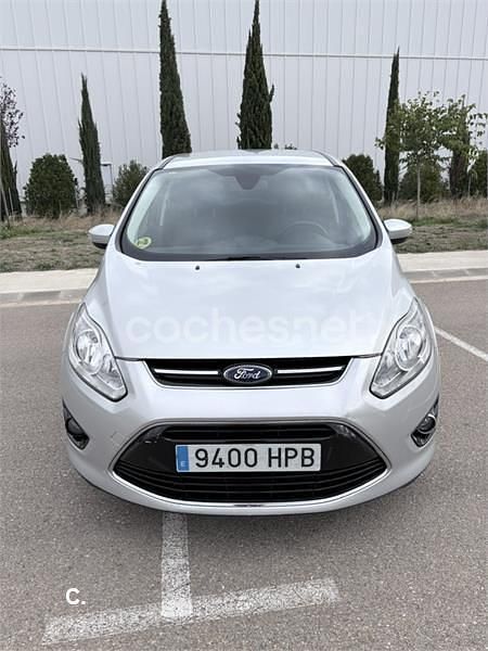 Usado Ford Grand C-Max Titanium 140 CV (102 kW) 2013 Gris / plata Monovolumen