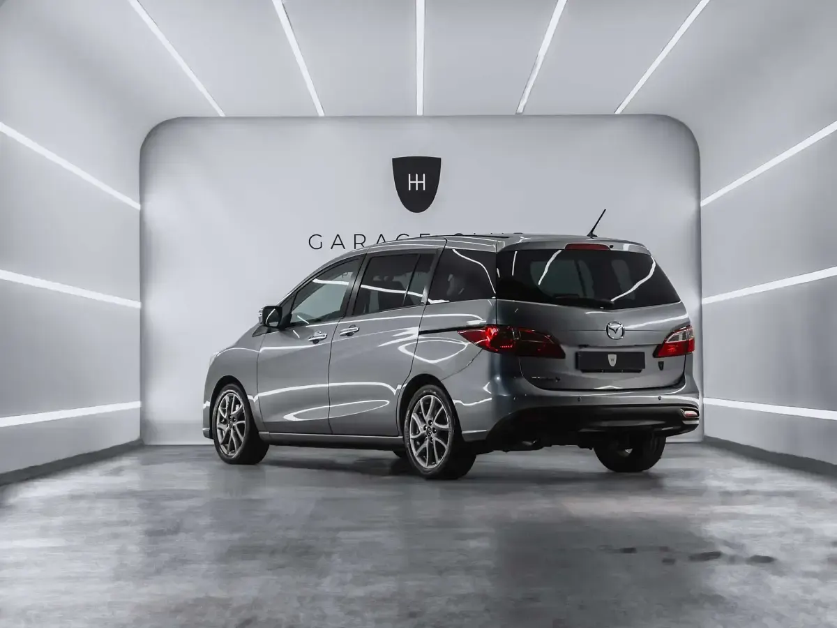 Usado Mazda 5 Luxury 150 CV (110 kW) 2014 Gris / plata Monovolumen