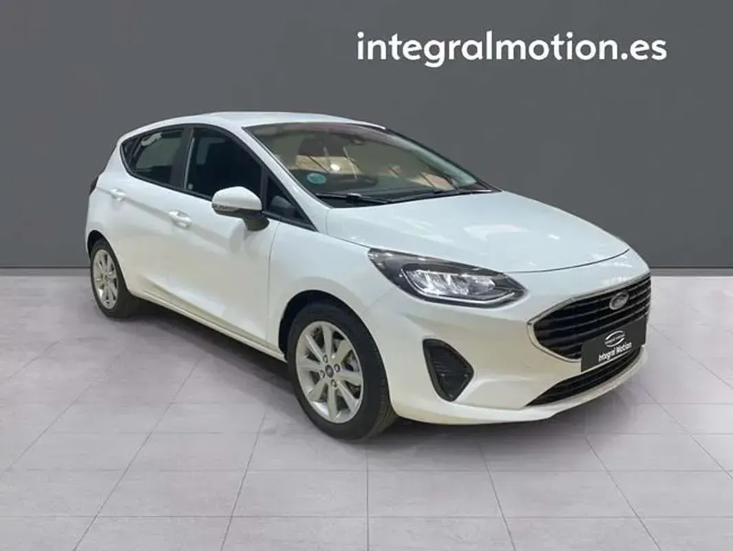 Usado Ford Fiesta Trend 75 CV (55 kW) 2020 Blanco Utilitario