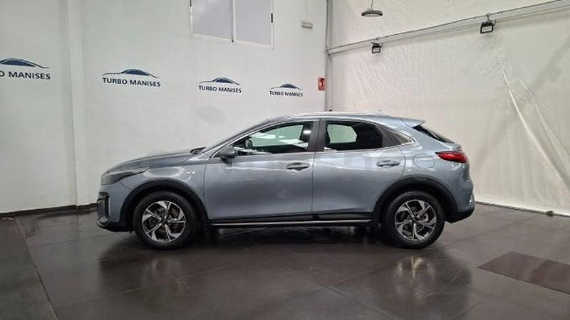 Usado Kia XCeed 120 CV (88 kW) 2023 Gris / plata SUV
