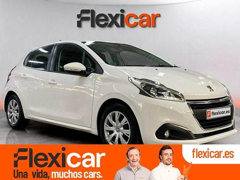 Blanco Usado 2019 Peugeot 208 Active Utilitario | 10.490 € (Precio justo) - Imagen 1/4