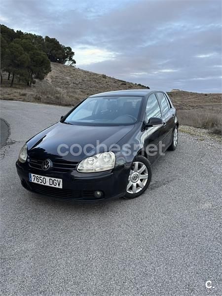 Usado VW Golf IV Highline 140 CV (102 kW) 2005 Negro Berlina