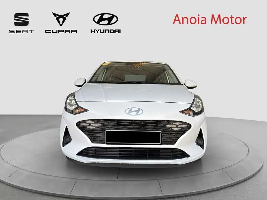 Usado Hyundai i10 67 CV (49 kW) 2024 Blanco Utilitario