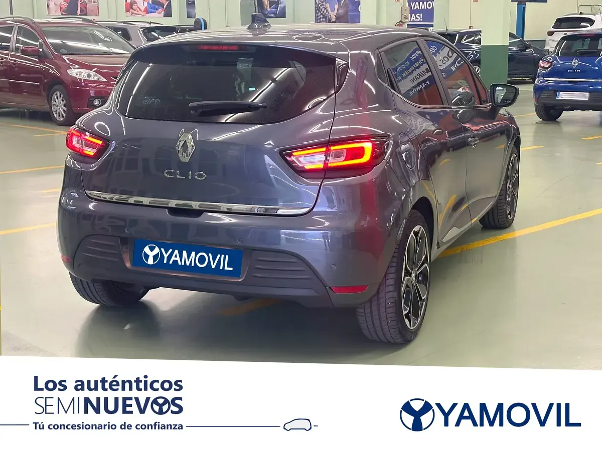Usado Renault Clio IV Zen 90 CV (66 kW) 2018 Gris