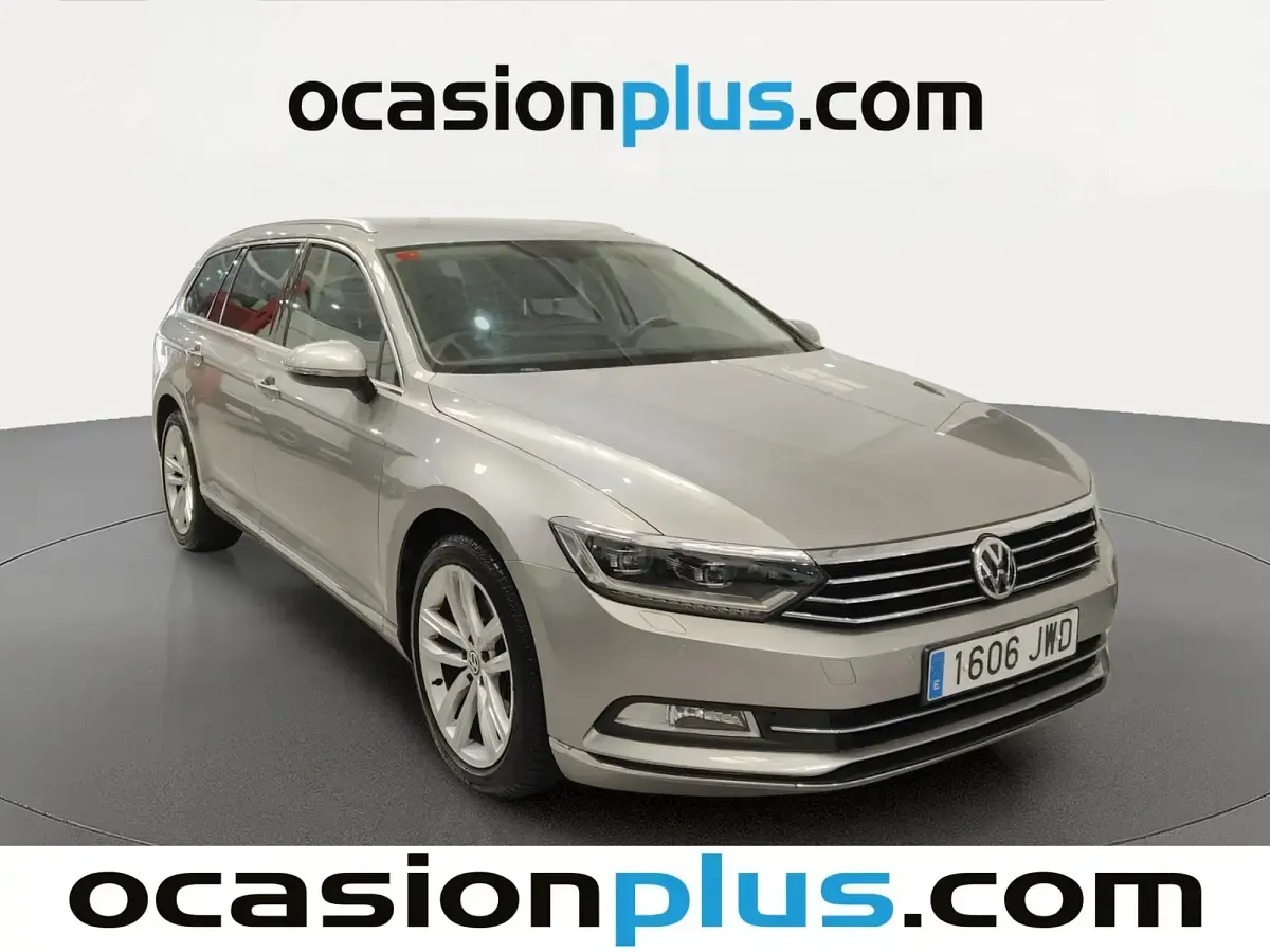 Käytetty VW Passat Sport 150 HP (110 kW) 2017 Harmaa Farmari