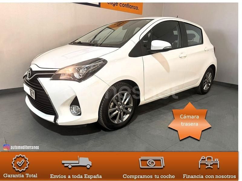 Blanco Usado 2014 Toyota Yaris Active Berlina | 12.490 € (Caro) - Imagen 1/4