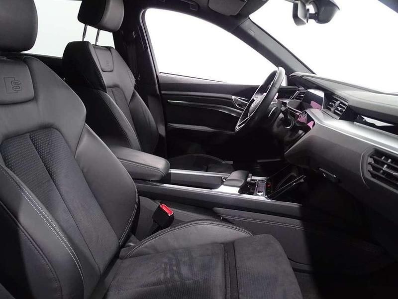 Usado Audi e-tron Sportback S-Line 300 kW (408 CV) 2023 Azul SUV