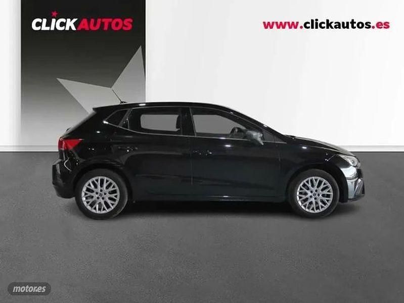 Usado Seat Ibiza XCELLENCE 110 CV (80 kW) 2022 Negro Berlina