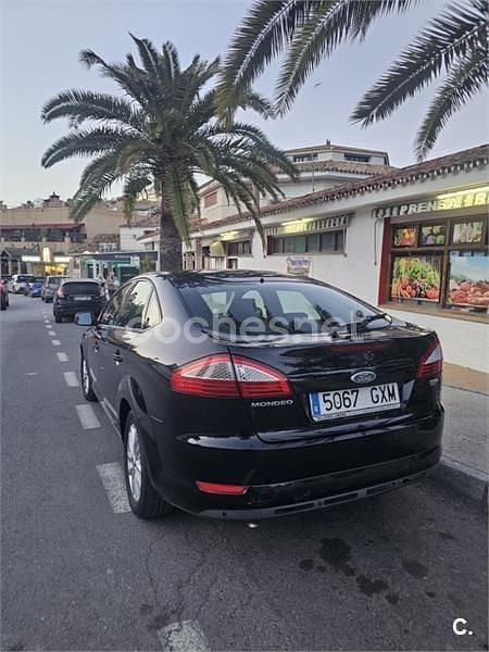 Usado Ford Mondeo Titanium 140 CV (102 kW) 2010 Negro Berlina