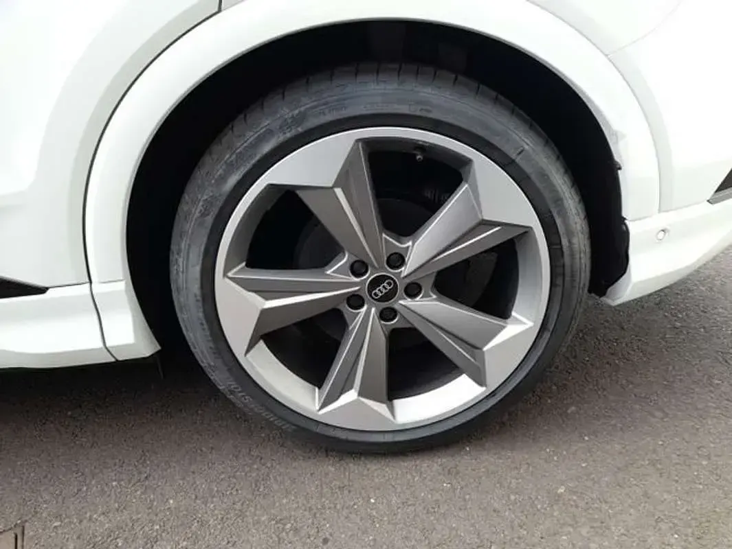 Usado Audi Q4 Sportback e-tron S-Line 150 kW (204 CV) 2025 Blanco SUV