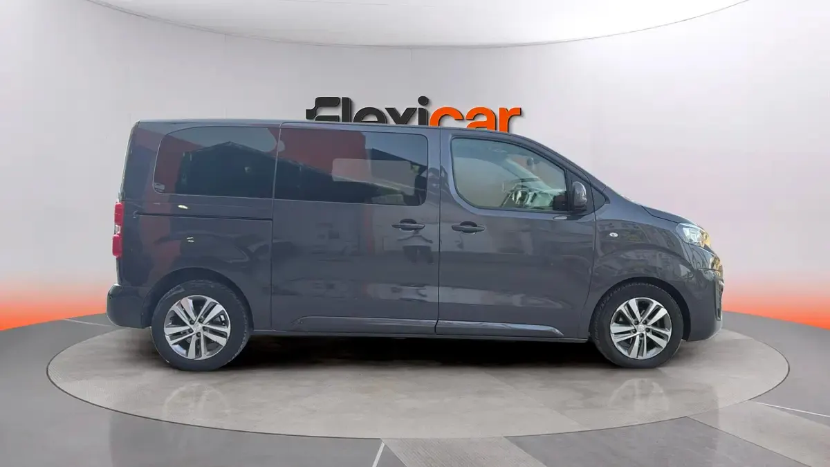 Usado Peugeot Traveller Active 150 CV (110 kW) 2019 Gris Monovolumen