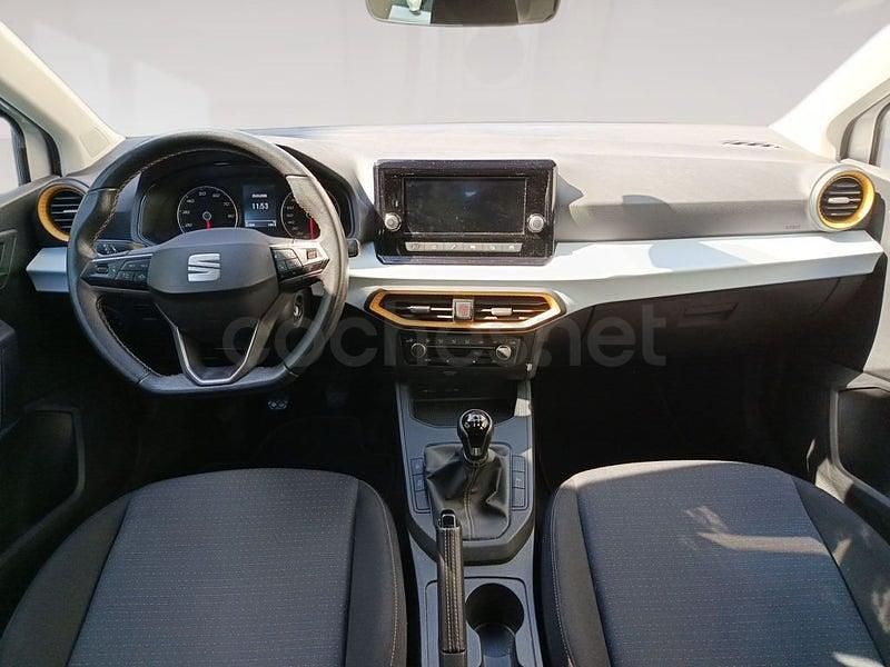 Usado Seat Ibiza Style 110 CV (80 kW) 2022 Blanco Utilitario
