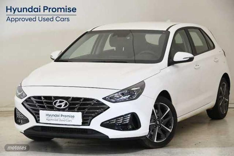 Atlas white Usado 2024 Hyundai i30 | 19.900 € (Precio justo) - Imagen 1/4