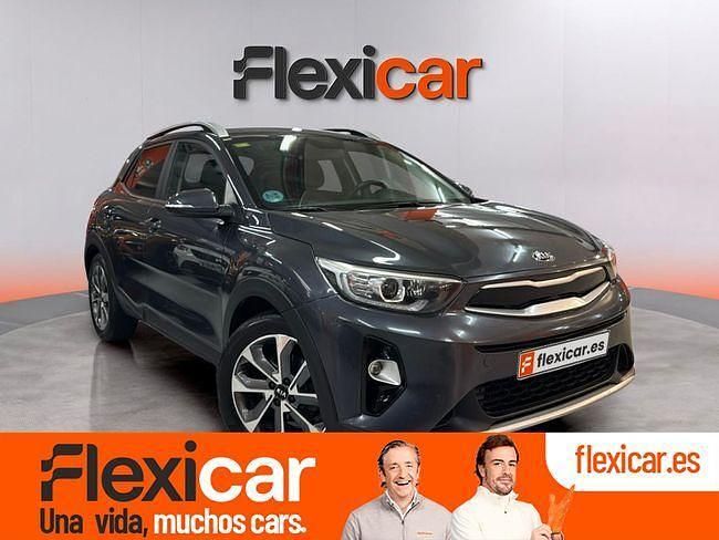 Usado Kia Stonic 100 CV (73 kW) 2019 Gris SUV
