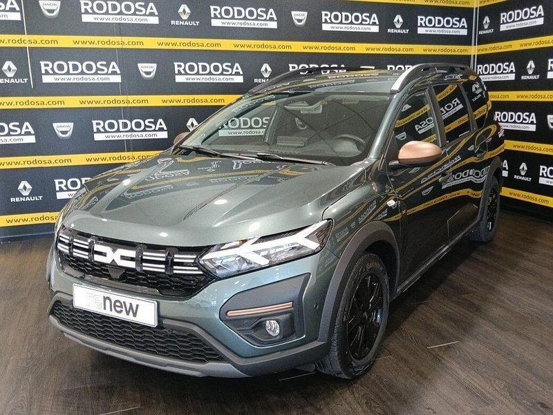 Usado Dacia Jogger Extreme 140 CV (102 kW) 2025 Verde Monovolumen