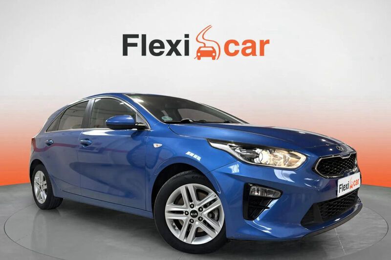 Azul Usado 2019 Kia Ceed Berlina | 12.990 € (Buen precio) - Imagen 1/4