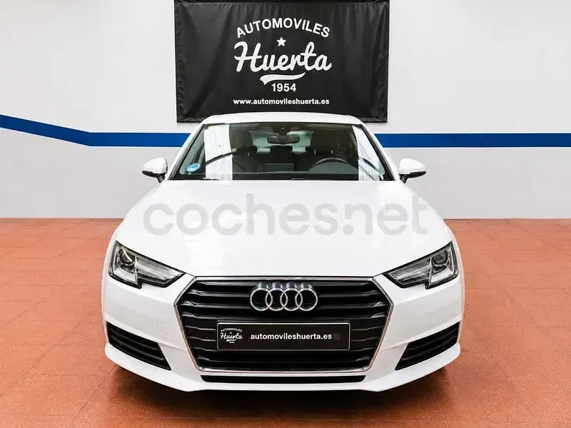 Usado Audi A4 Premium 150 CV (110 kW) 2018 Blanco Berlina