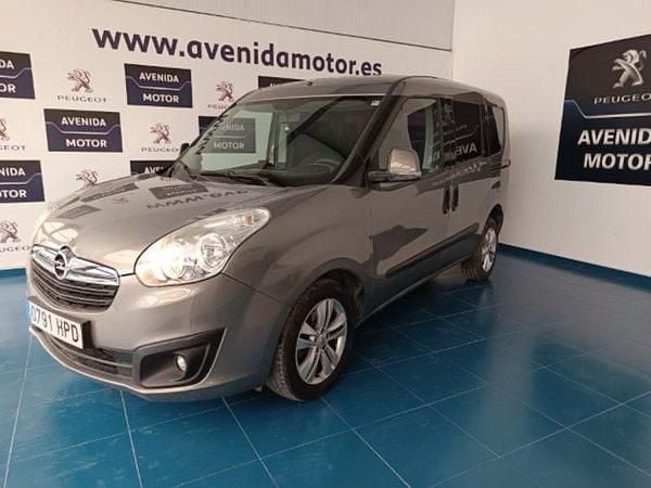 Usado Opel Combo Excellence 105 CV (77 kW) 2013 Monovolumen