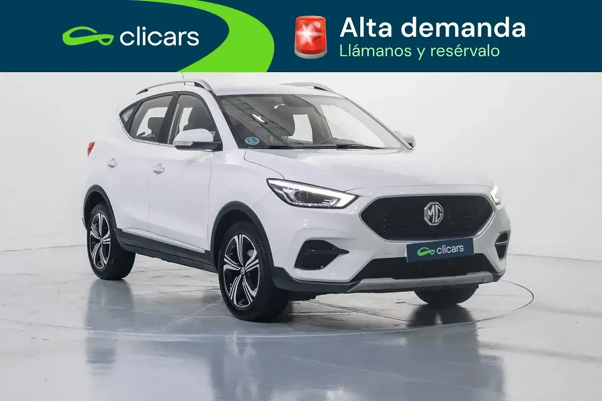 Usado MG ZS Comfort 106 CV (77 kW) 2023 Blanco SUV
