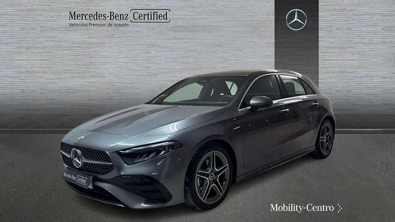 Usado Mercedes A180 109 CV (80 kW) 2024 Gris Utilitario