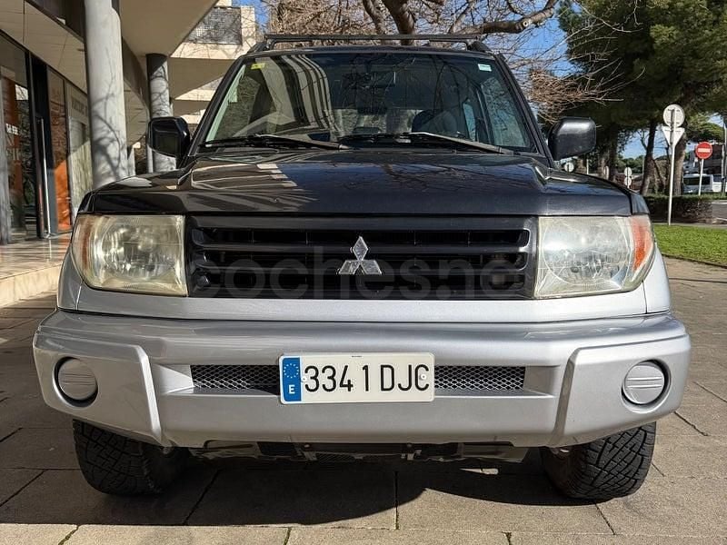 Usado Mitsubishi Montero Plus 114 CV (83 kW) 2005 Gris / plata SUV