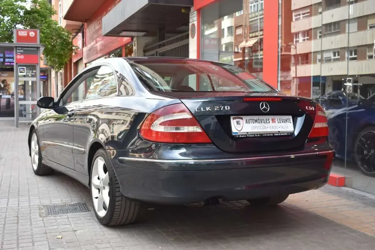 Usado Mercedes CLK200 170 CV (125 kW) 2003 Azul Coupe