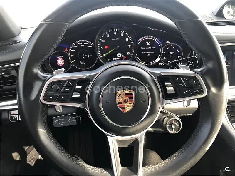 Usado Porsche Panamera 4 462 CV (339 kW) 2019 Negro Berlina