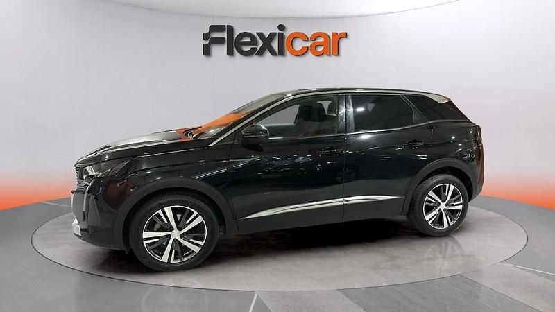 Usado Peugeot 3008 Allure 131 CV (96 kW) 2023 Negro SUV