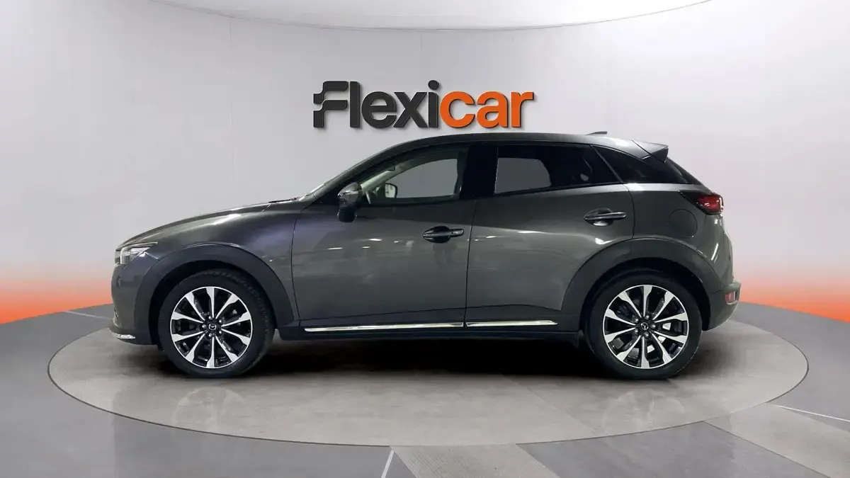 Usado Mazda CX-3 121 CV (88 kW) 2021 Gris SUV