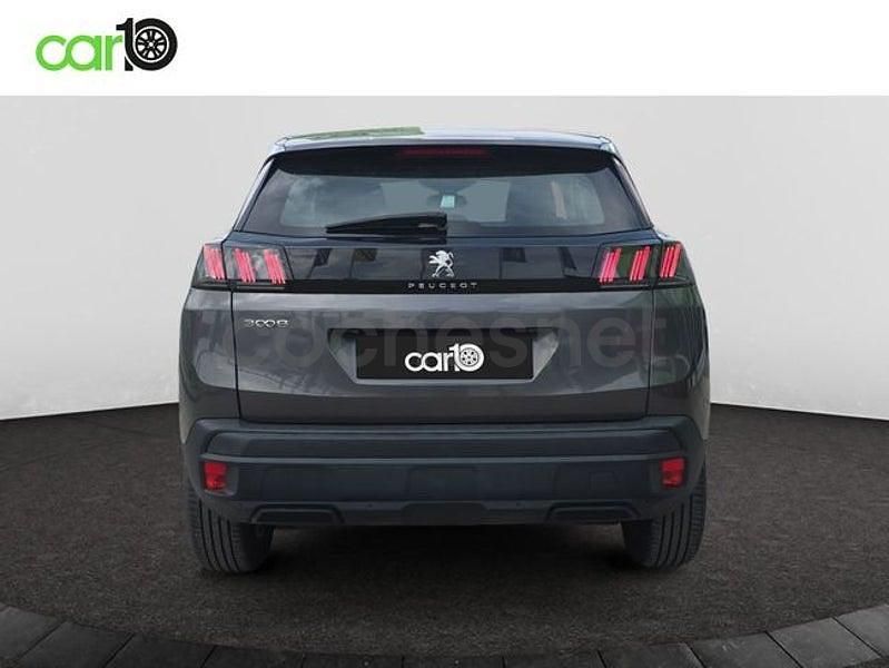Usado Peugeot 3008 Active 130 CV (95 kW) 2023 Gris / plata SUV
