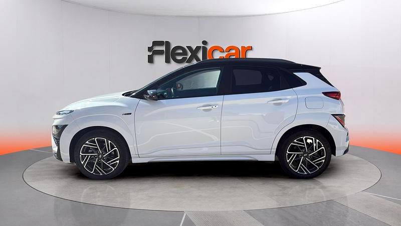 Usado Hyundai Kona N Line 120 CV (88 kW) 2022 Blanco SUV