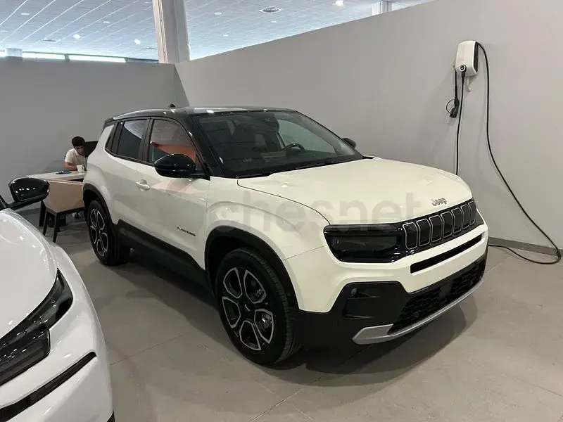 Nuevo Jeep Avenger Summit 100 CV (73 kW) 2026 Blanco SUV