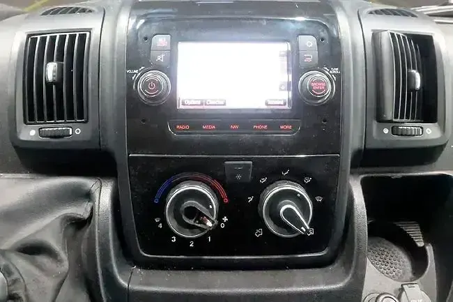 Używany Fiat Ducato Business 118 KM (86 kW) 2021 Biały Van