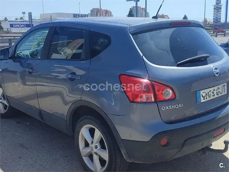 Usado Nissan Qashqai Tekna 140 CV (102 kW) 2008 Gris / plata SUV