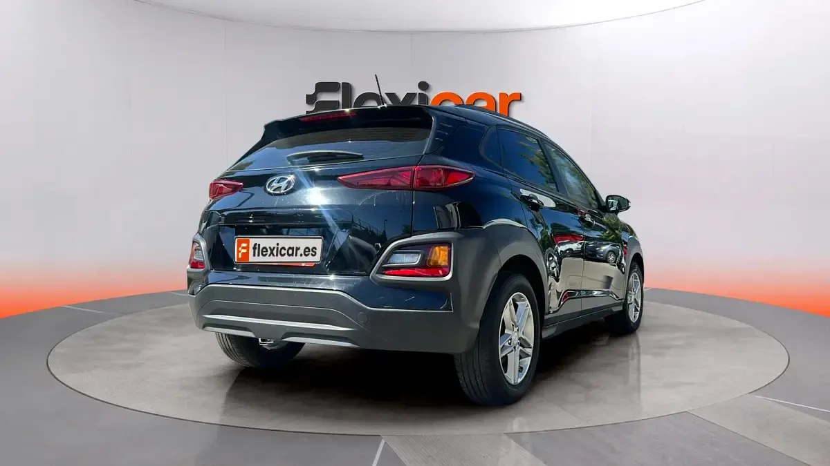 Usado Hyundai Kona 120 CV (88 kW) 2017 Negro SUV