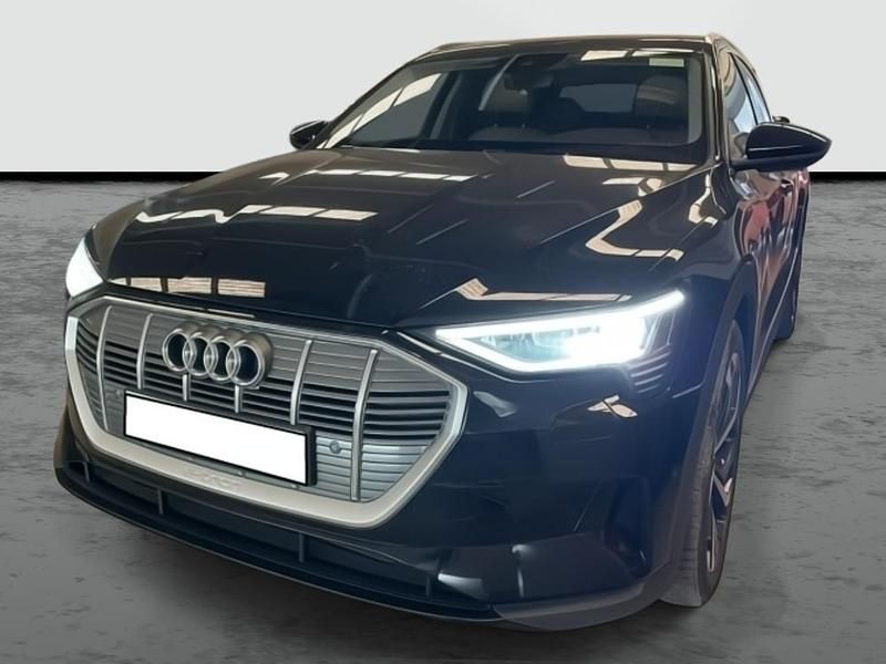 Usado Audi e-tron Sportback 230 kW (313 CV) 2021 Negro brillante SUV