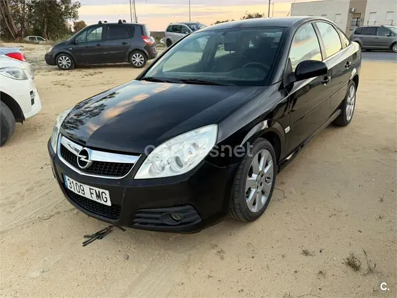 Usado Opel Vectra Elegance 120 CV (88 kW) 2007 Negro Berlina