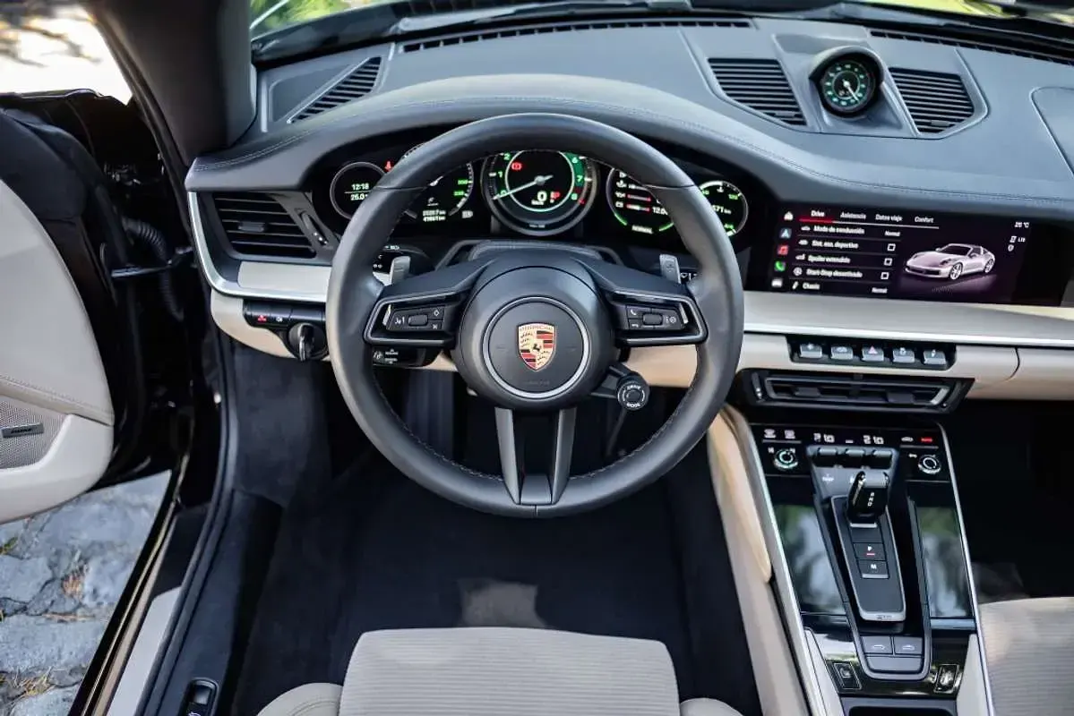 Usado Porsche 992 385 CV (283 kW) 2024 Negro Coupe